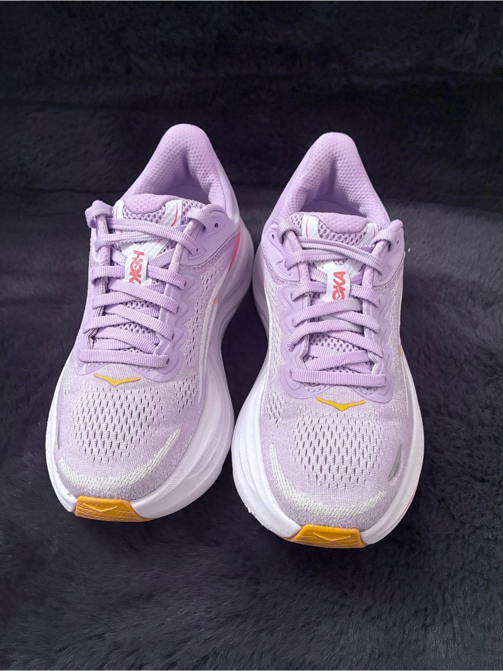 Hoka Women's Bondi 9 Aster Flower / Starlight Glow - Size 6 B regular